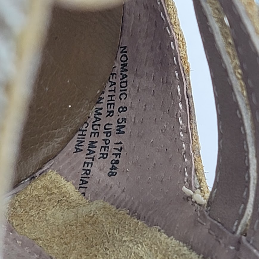 OTBT Size 8.5 Nomadic Leather Women Shoes Heels Back Zip Gold Cream Wedge Sandal