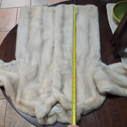 Emba VINTAGE white cream Jacket MINK Coat HOOK closure 1980s Lined Pockets