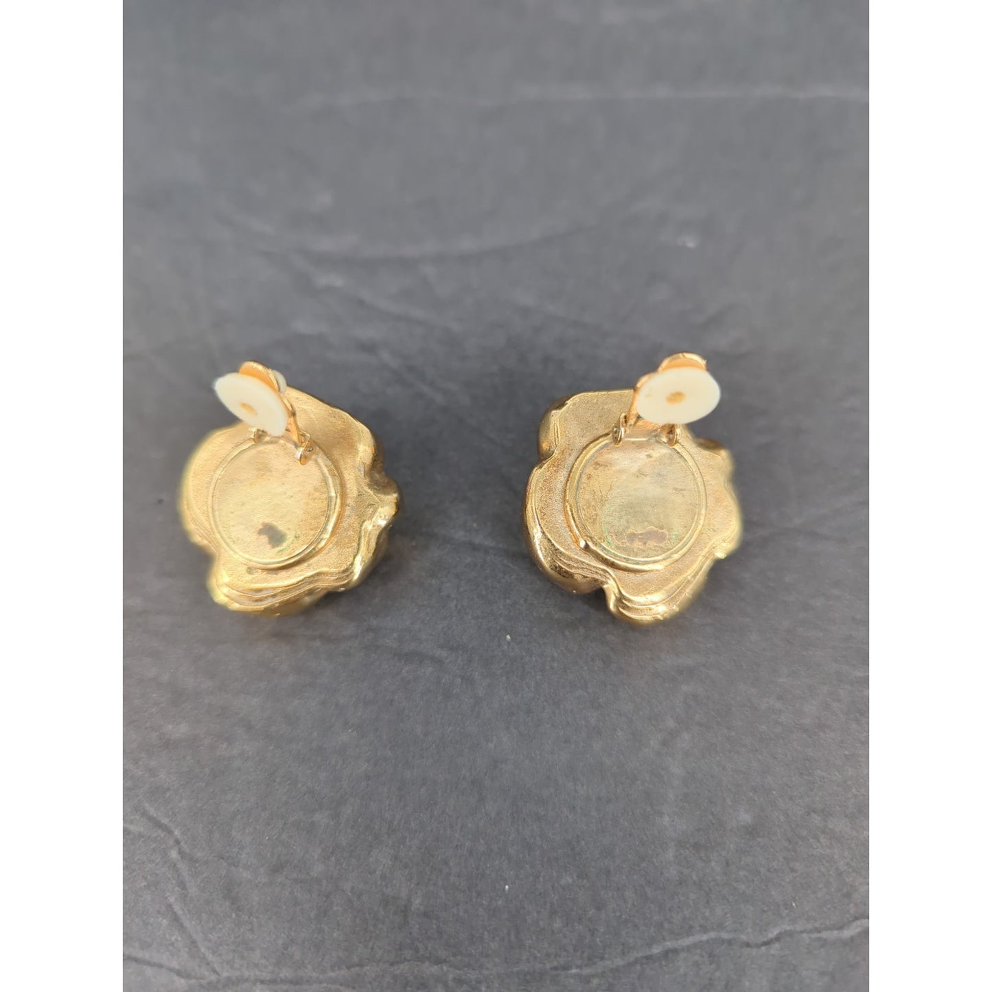 Vintage Gold Tone Chunky Knot Swirl Clip On Earrings Retro Costume Jewelry