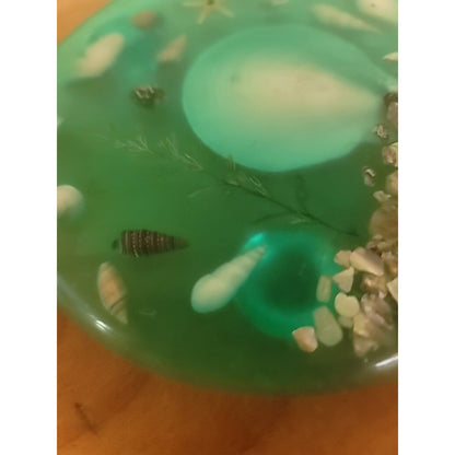 Vintage Lucite Shell & Abalone Round Trivet Green Under Water Scene 7.5" COASTAL