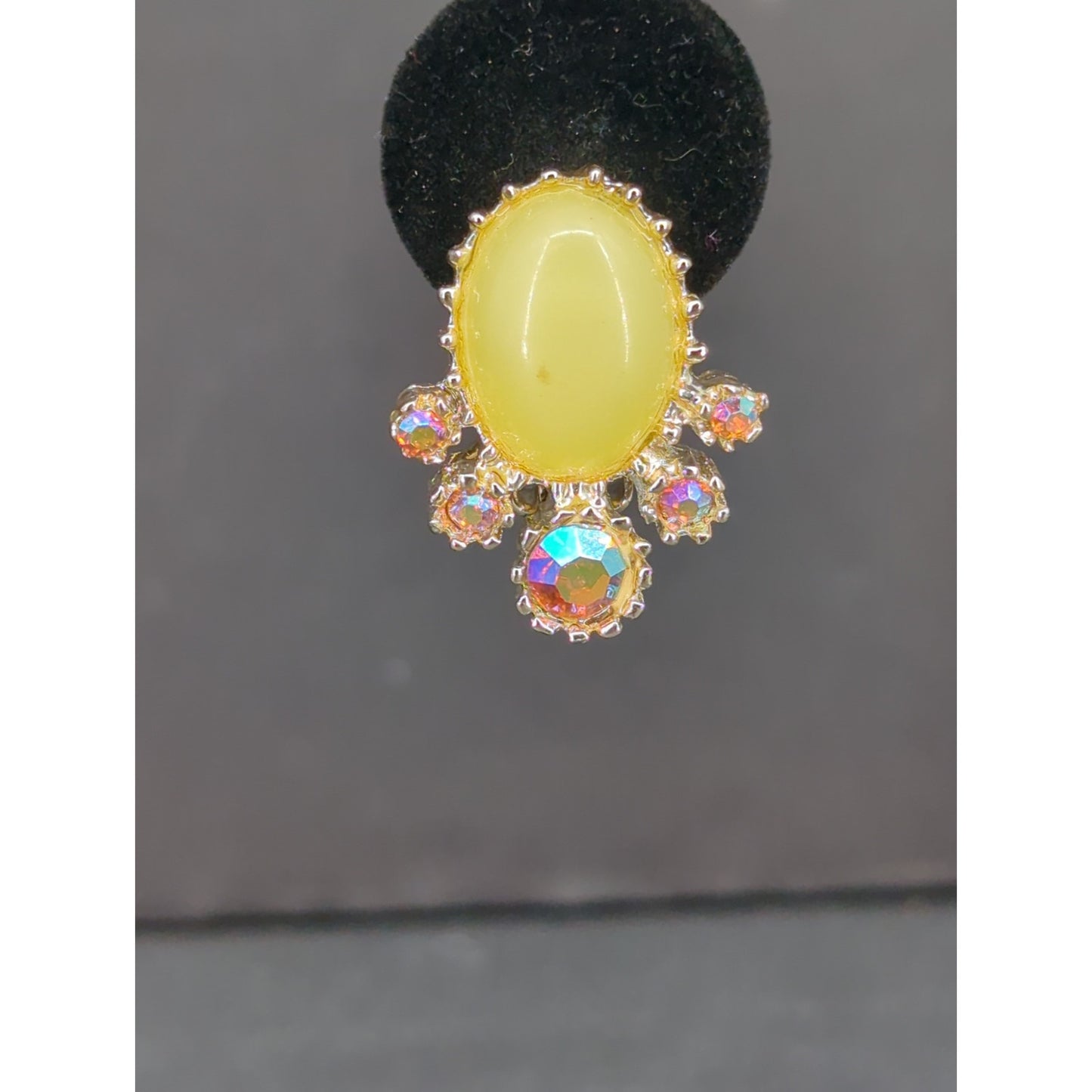 Vintage Yellow Oval Rhinestone Halo Dangle Drop Clip On Earrings