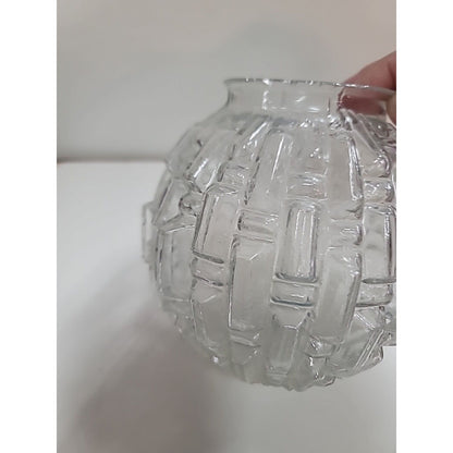 Vintage Mid Century Eagle MFG Co. Clear Cut Glass Globe 3" Fitter 6" Round. NICE