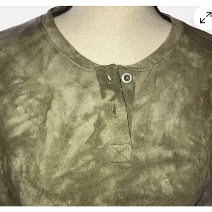 NWT BP Oversize Crop Crew Long Sleeve Sweatshirt Sz Small Green Tie Dye/Camo