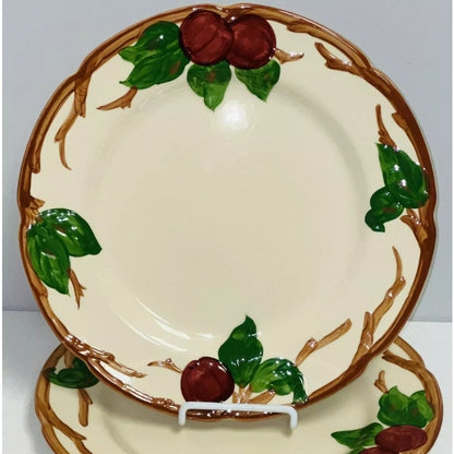Vintage Dinner Plate Apple USA Backstamp by FRANCISCAN ceramic dinnerware