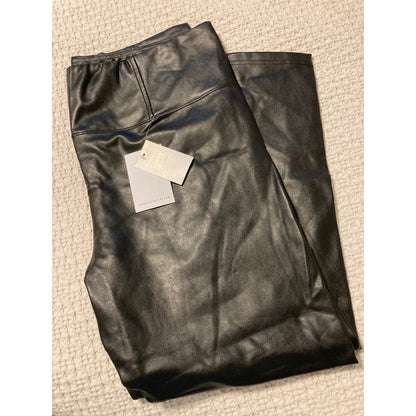 Fourteenth Place Size 2X Women's Plus Faux Leather Ankle Pants Black Stretch NEW