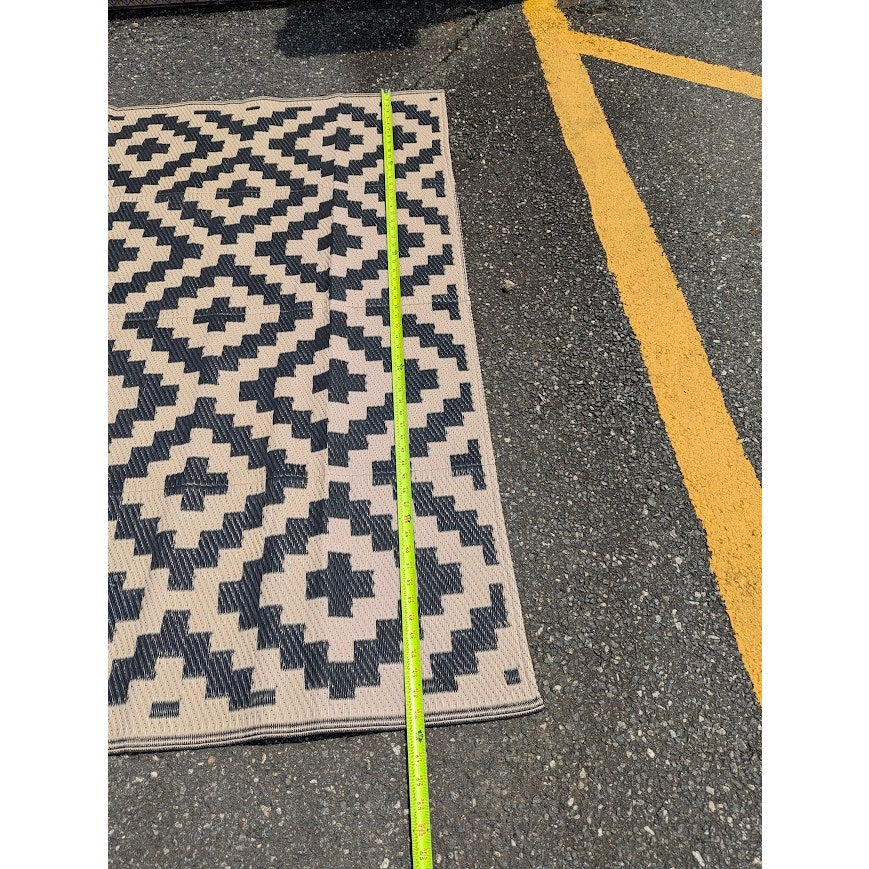 Secondhand Sandies: Aztec Black White Foldable Outdoor Patio Camping  Rug