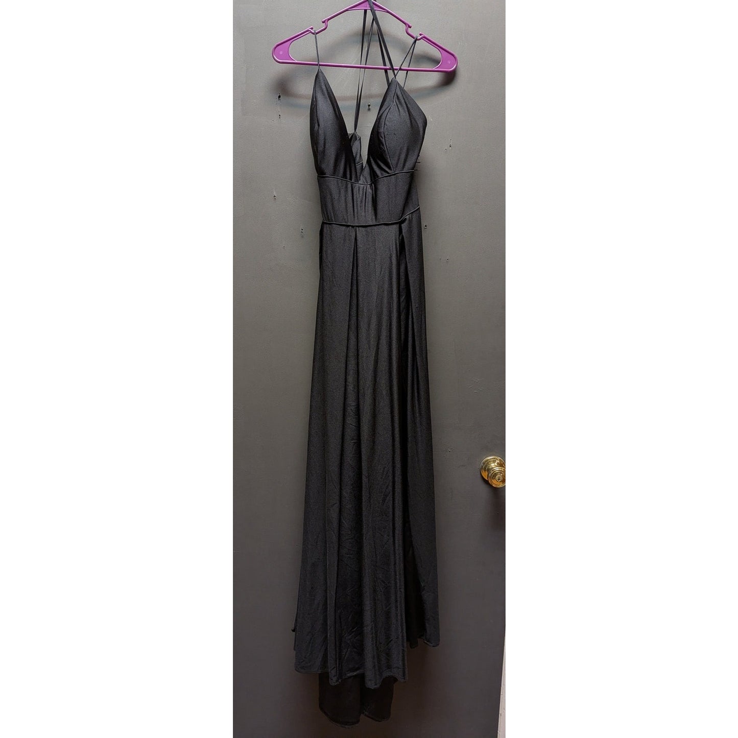 Leena for Mac Duggal Metallic Gray Plunging Halter A-Line Maxi Gown Dress 14 NWT