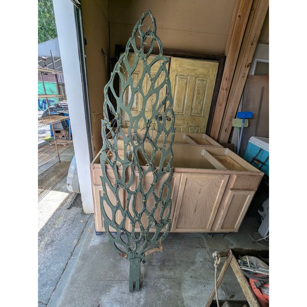 Secondhand Sandies: Set of 3 Wood Christmas Trees Outdoor Decor