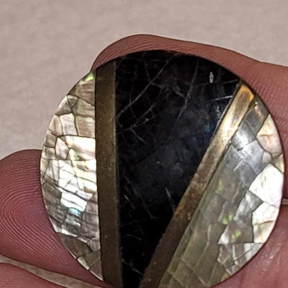 Vintage 1970s geometric clip on earrings Black Gold Abalone Crackle Round Metal