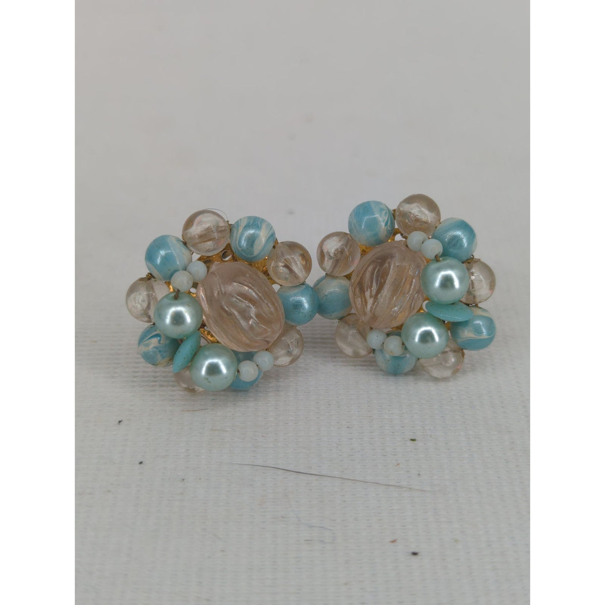 Vintage Japan Blue Peach Beaded Cluster Clip On Statement Earrings Faux Pearl