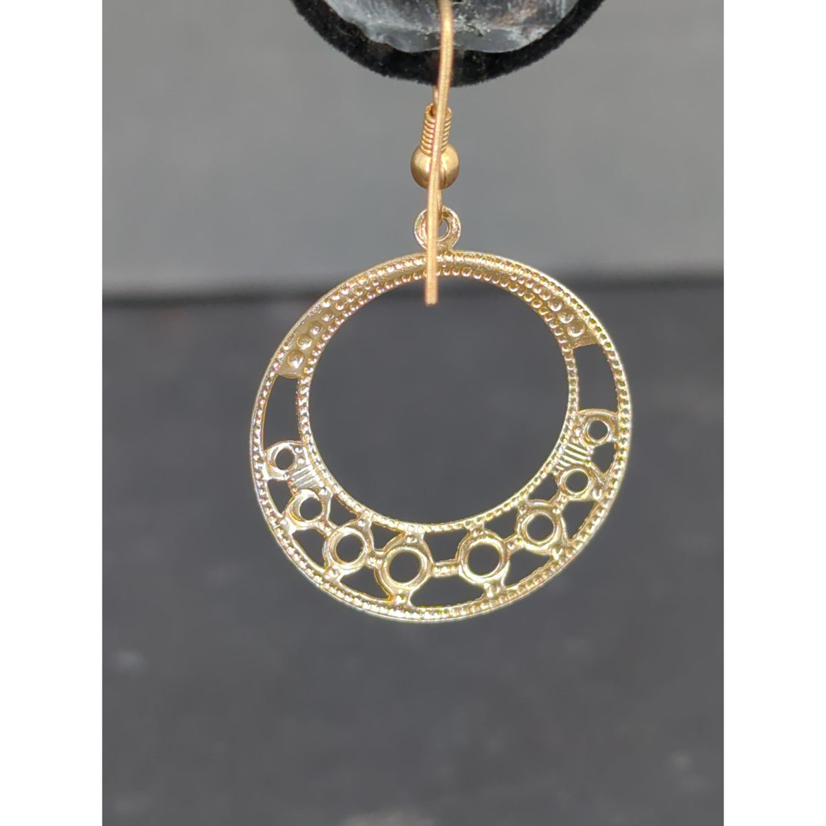 Gold Tone Openwork Filigree Circular Hoop Dangle Earrings