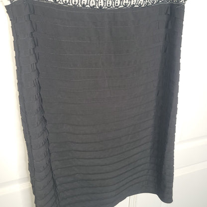 K. Jordan Women's Dress Flutter Sleeve V- Neck Black pleated White SZ 16W Career