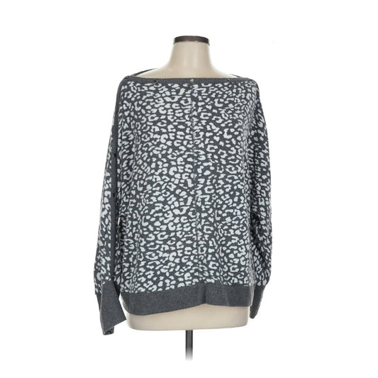 NEW Vince Camuto $69 Large Pullover sweater Olive Animal print Shoulder Snaps
