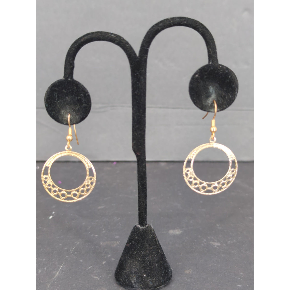 Gold Tone Openwork Filigree Circular Hoop Dangle Earrings