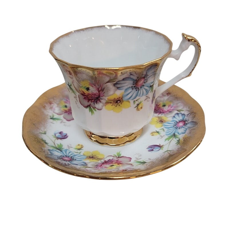 Vintage Elizabethan England Fine bone china Floral Tea Cup and Saucer gold pansy