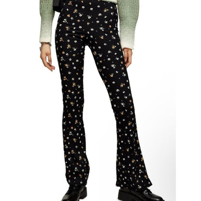 Topshop Boho Preppy Slim Fit Flare Leg Pants Sz 4 US in Black Ditzy Floral NWT