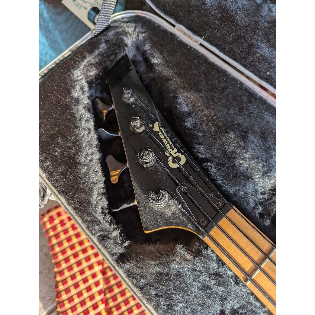 Charvel Red Model 1B Electric Bass Guitar in Hard Case Vintage 86-89 Japan