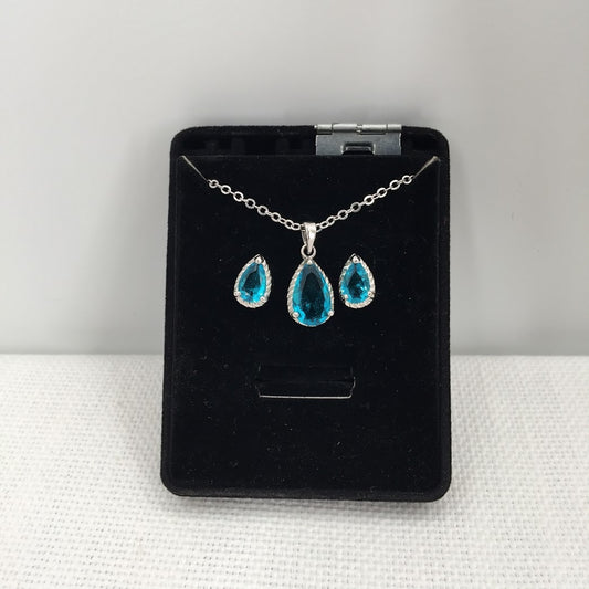 Vintage Pendant Necklace Faux Sapphire Set silvertone Matching pierced earrings