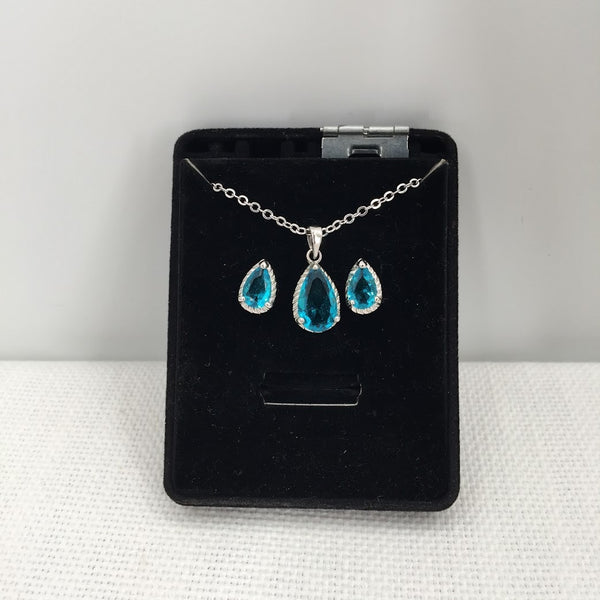 Vintage Pendant Necklace Faux Sapphire Set silvertone Matching pierced earrings