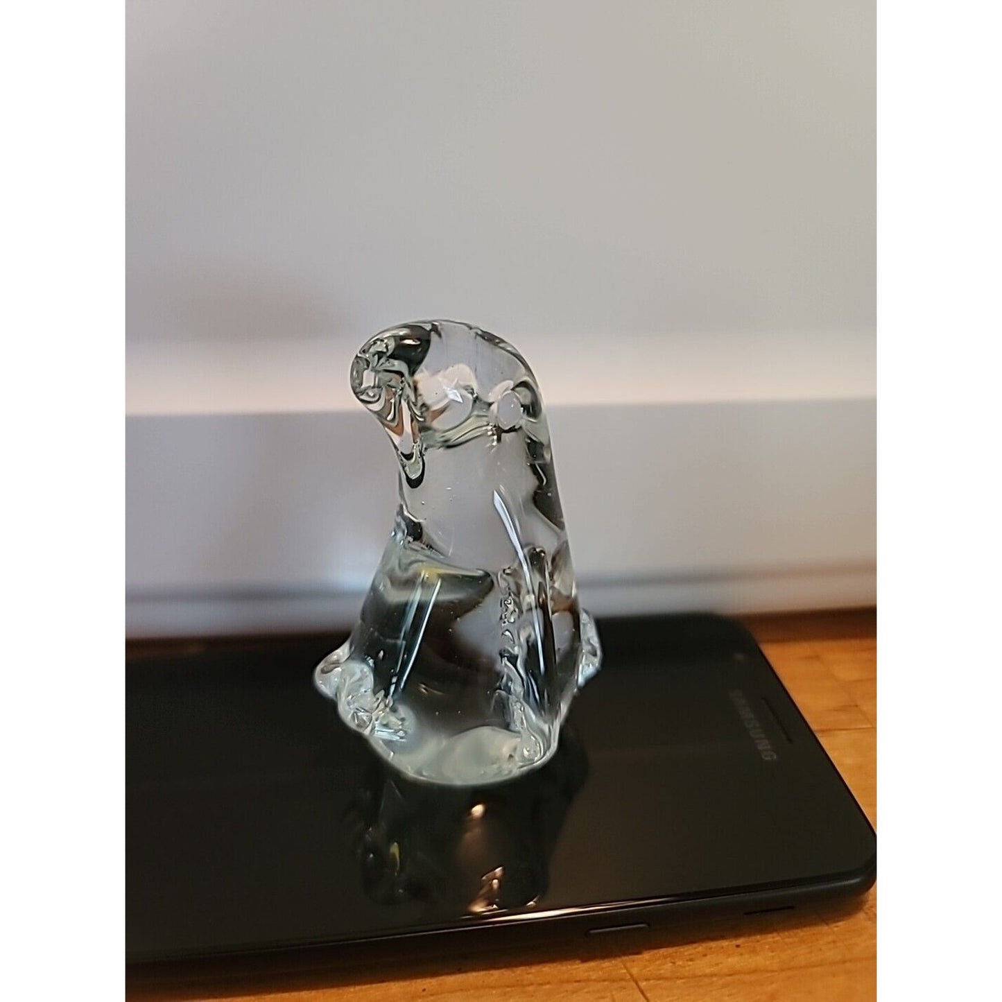 Crystal Glass Penguin Figurine Cute Little BELLY and Feet. Happy Collectible 3"