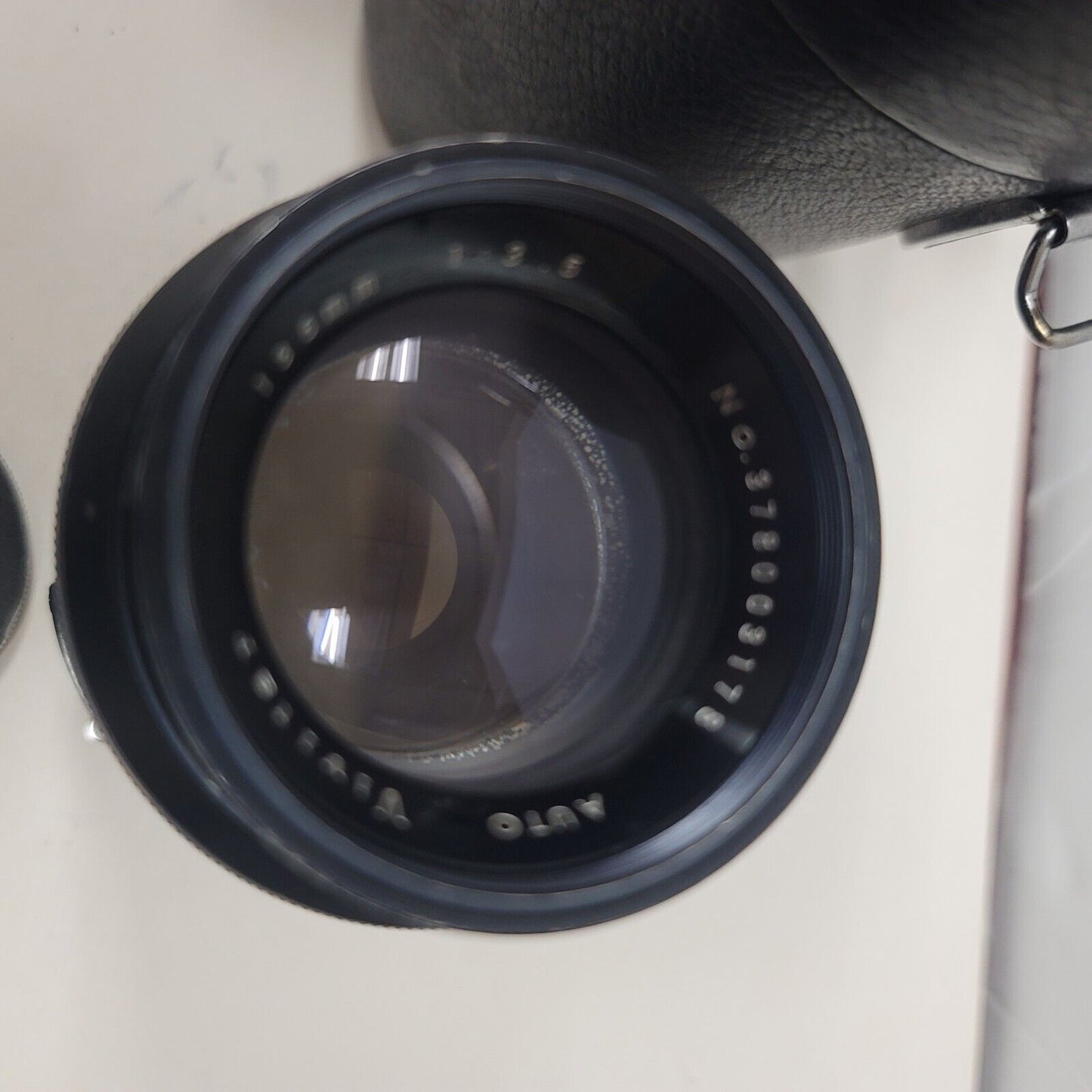 Vivitar 135mm f2.8 Auto MF Telephoto Portrait M42 Screw Mount Lens No. 378003178