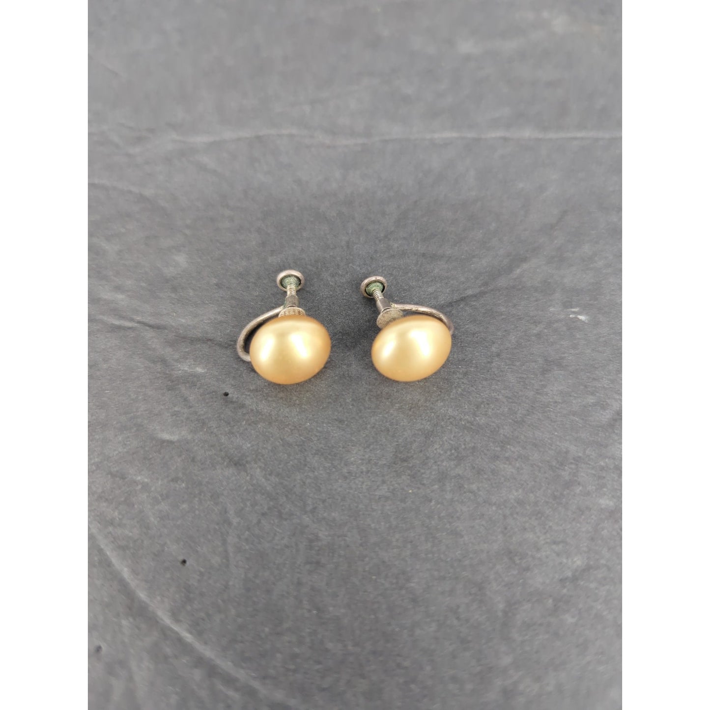 Vintage White Cream Faux Pearl Solitaire Screw Back Earrings Mid Century Retro