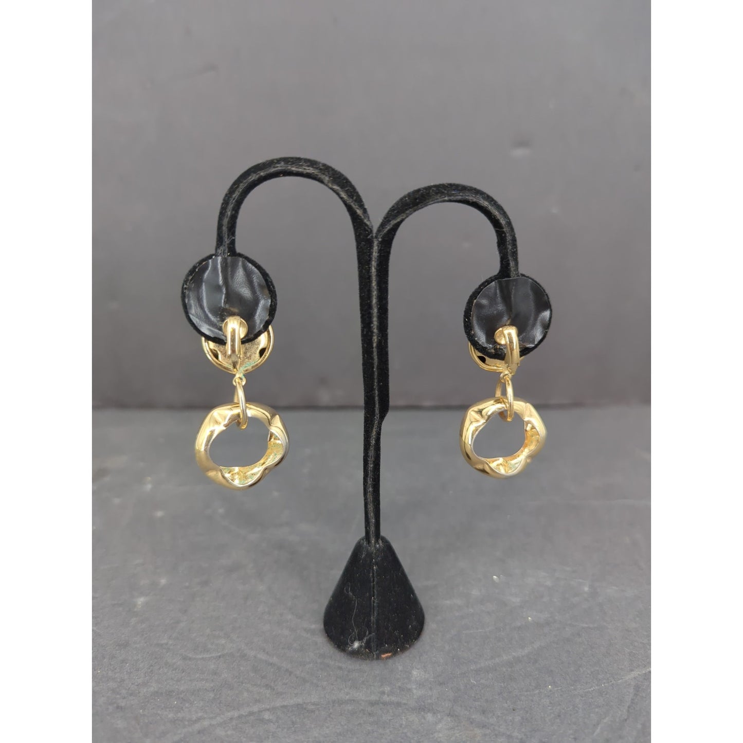 Vintage Gold Tone Swirl Knot Clip On Earrings Retro Jewelry Dangle MCM minimal