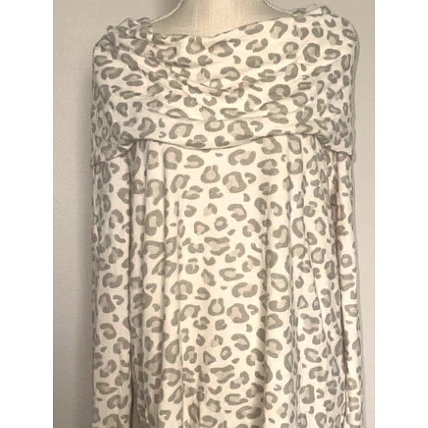 Gibsonlook Cowl or Off Shoulder Tunic Top Sz Medium in Oatmeal Animal Print NWT