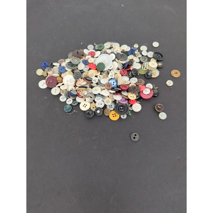 Huge 3 lb Lot Vintage to Modern Miscellaneous Sewing Buttons Craft Mix