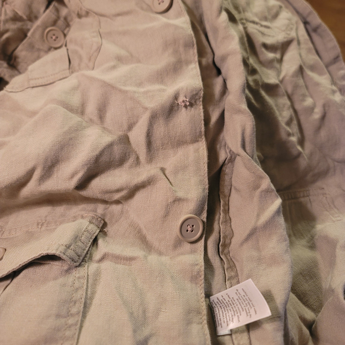 Onia Linen Safari Jacket Men Size Medium Missing a button Overshirt Greenish Tan