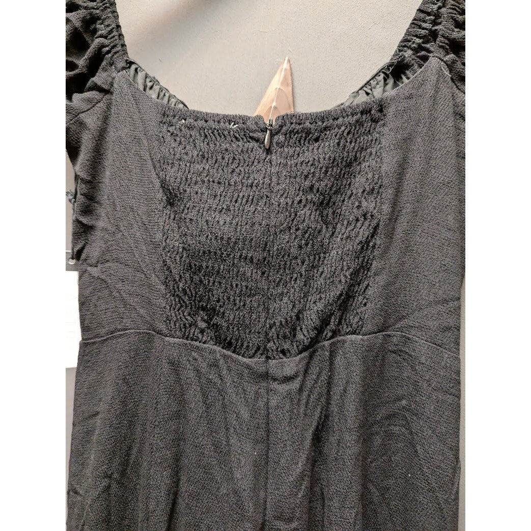 Bonjour Midi Dress ASTR The Label XS Peasant Elastic Back Panel button front