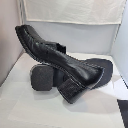 Mootsies Tootsies Black Low Heeled Slip On Womens Shoes Size 10