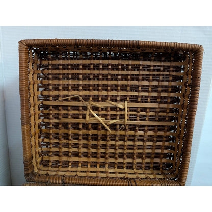 Vintage Woven Rattan Picnic Basket with Plastic Tableware Set