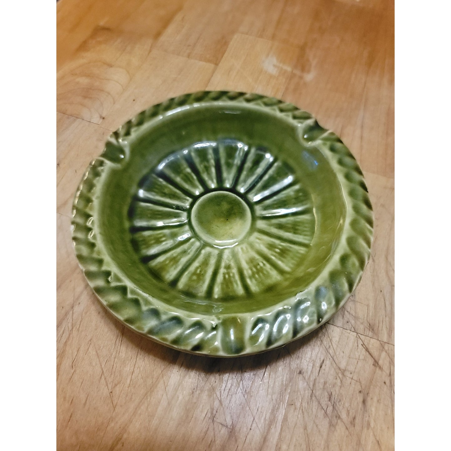 Vintage Olive Green Ceramic Sunburst Ashtray / Coin Dish