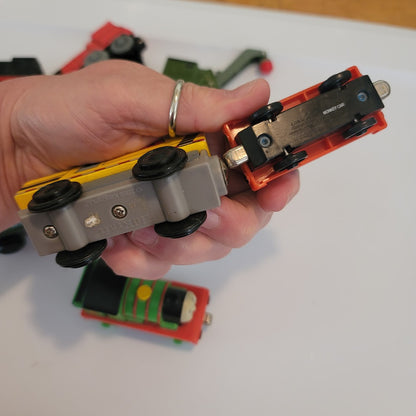 Lot of 7 Pre-owned Vintage Thomas & Friends Train and KidKraft train set pieces