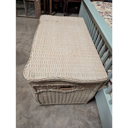 Secondhand Sandies: White washed wicker trunk storage box blankets