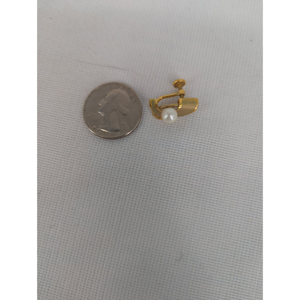 Vintage 12K Gold Filled Faux Pearl Screw Back Earrings and Matching Brooch Set