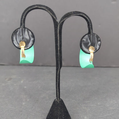 Vintage Glossy Green High Polish Enamel Huggie Hoop Wrap Clip On Earrings Retro