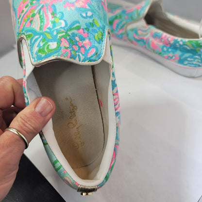Lilly Pulitzer Julie Sneaker Color Blue Ibiza Cabana Cocktail Size 10 slide on