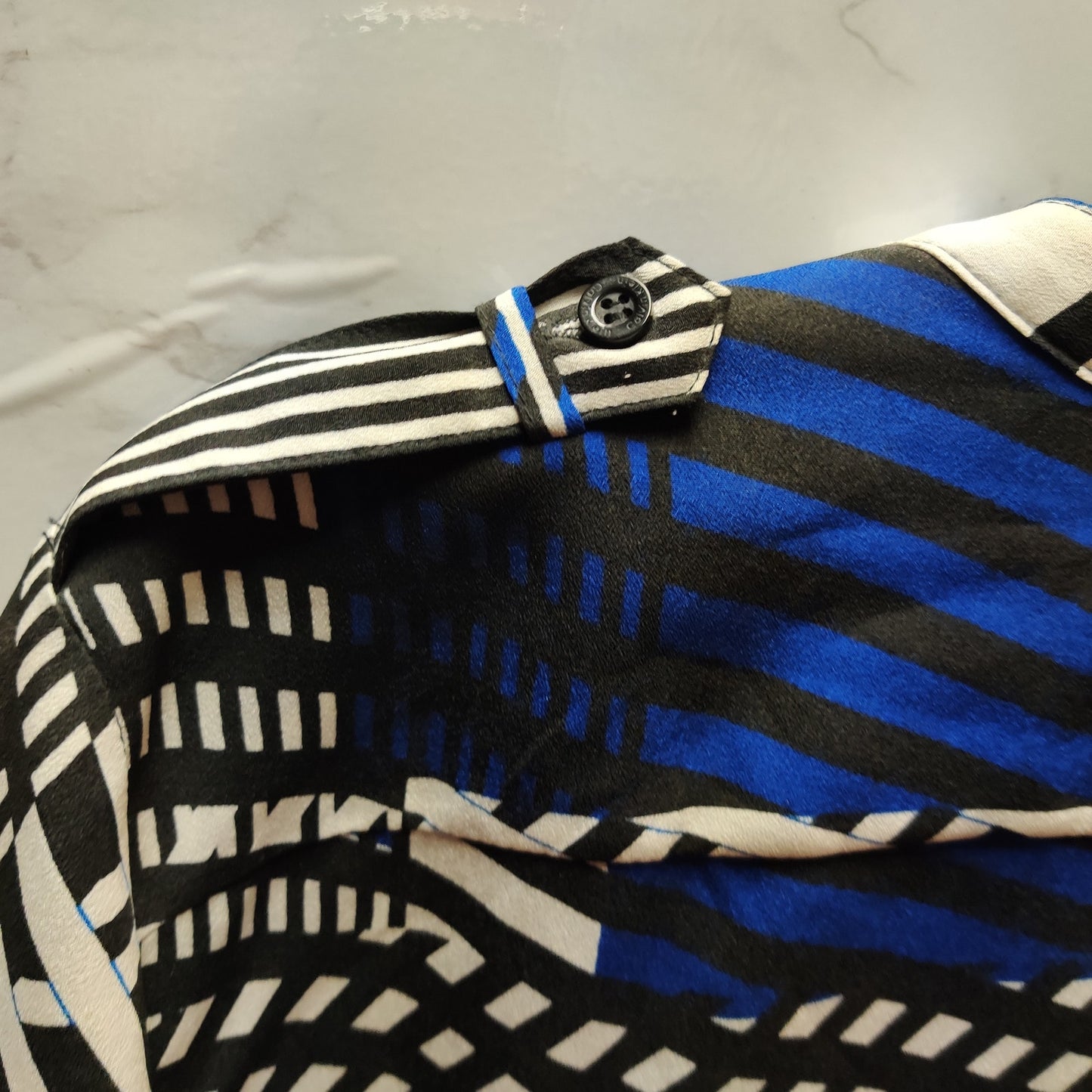Calvin Klein Blue Black White Geometric Striped Roll Tab Sleeve Blouse Tunic M/L