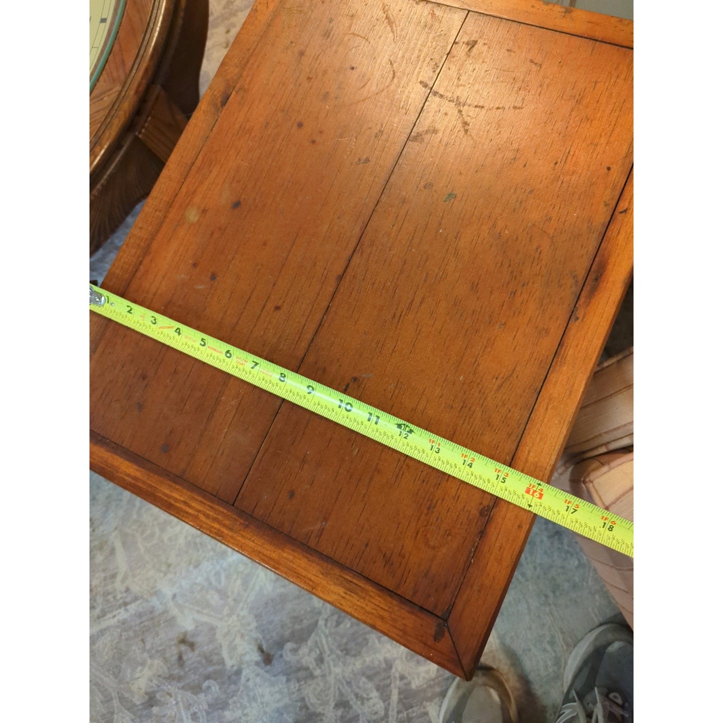 SECONDHAND SANDIES:farmhouse small wood side table endtable