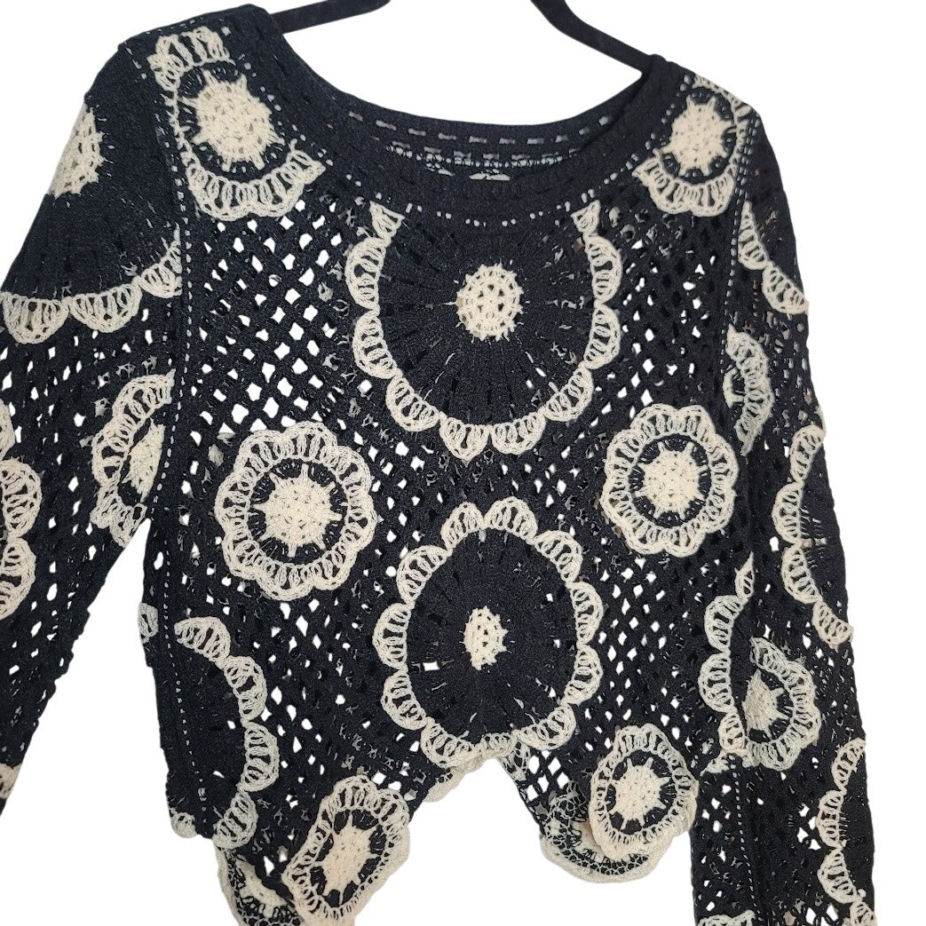 Knit Crocheted Sweater Modern Boho Size Medium NEW Two Tone Layering Bell Sleeve