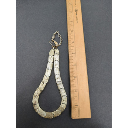 Vintage Fashion Necklace Lisner Brushed Gold-Tone Scalloped Link Collar