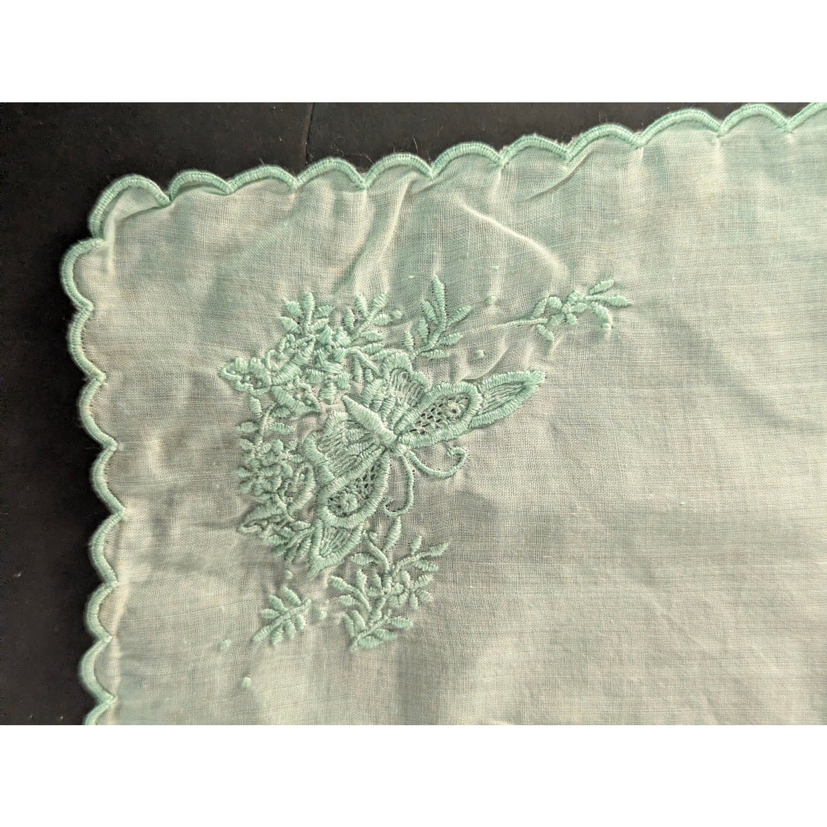 Vintage Light Green Embroidered Floral Handkerchief Scalloped Edge