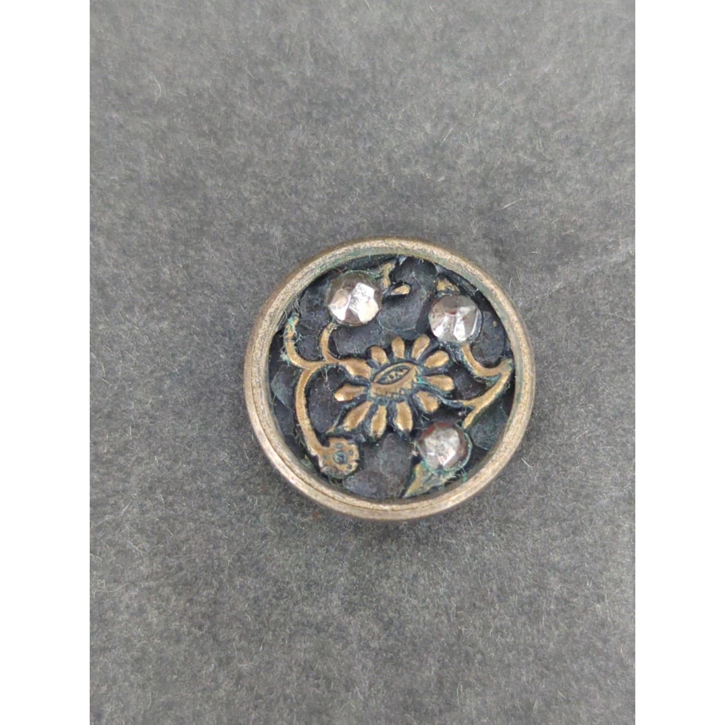 LOT RR of 10 Antique Vintage Victorian Brass Mixed Materials Buttons ESTATE FIND