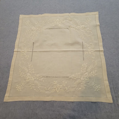 Vintage 70s Tablecloth Hand Embroidery Detail 36" x 36" SQUARE
