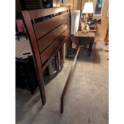 SECONDHAND SANDIES: Queen Headboard Footboard and Rails