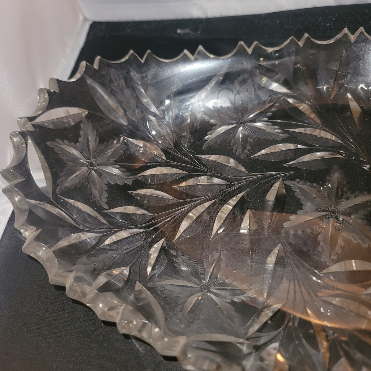 VINTAGE Large Clear Cut Glass Crystal Oval Serving Platter Starburst Pattern