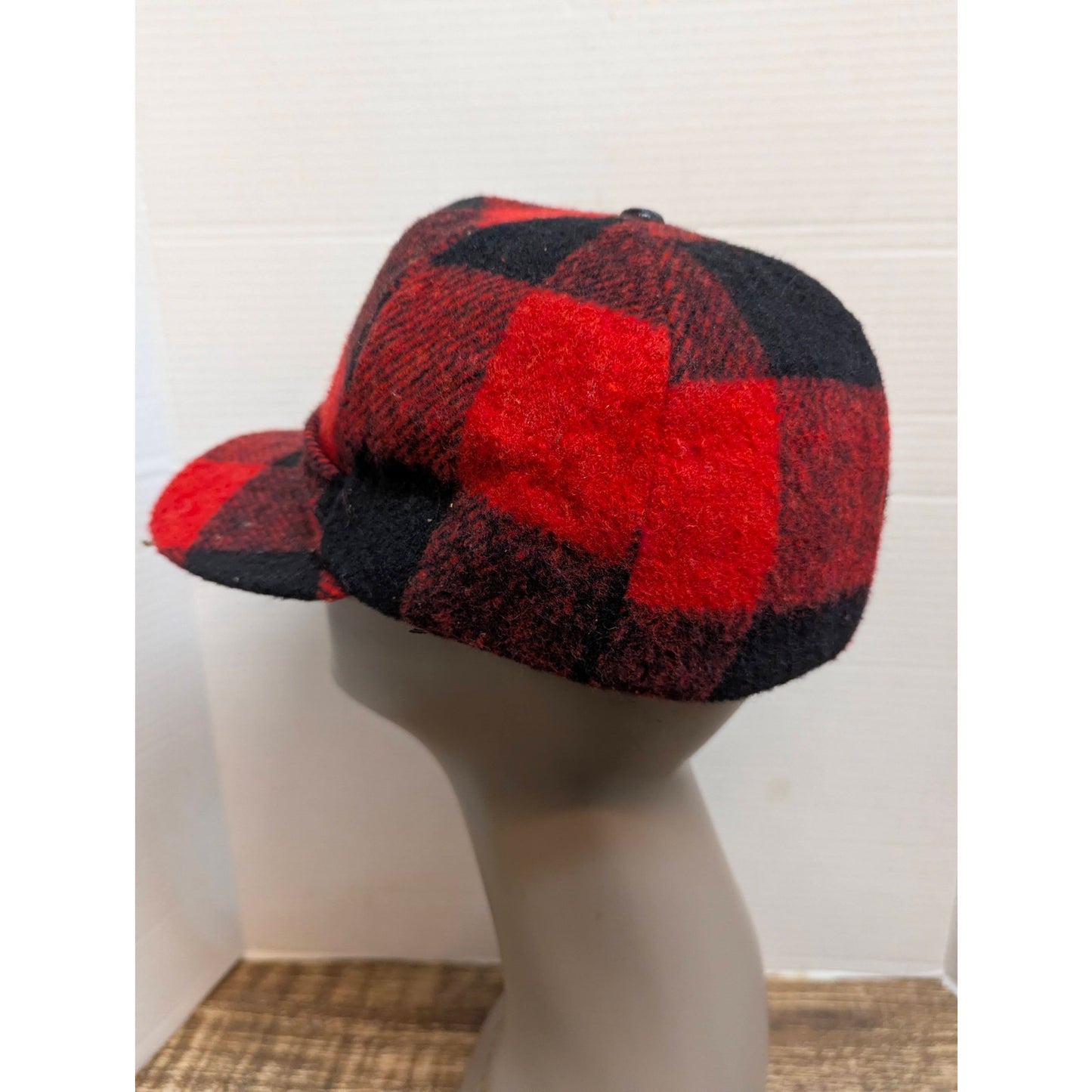 Vintage Red Black Buffalo Plaid Flap Cap Hat Retro Hunter Hunting Outdoor