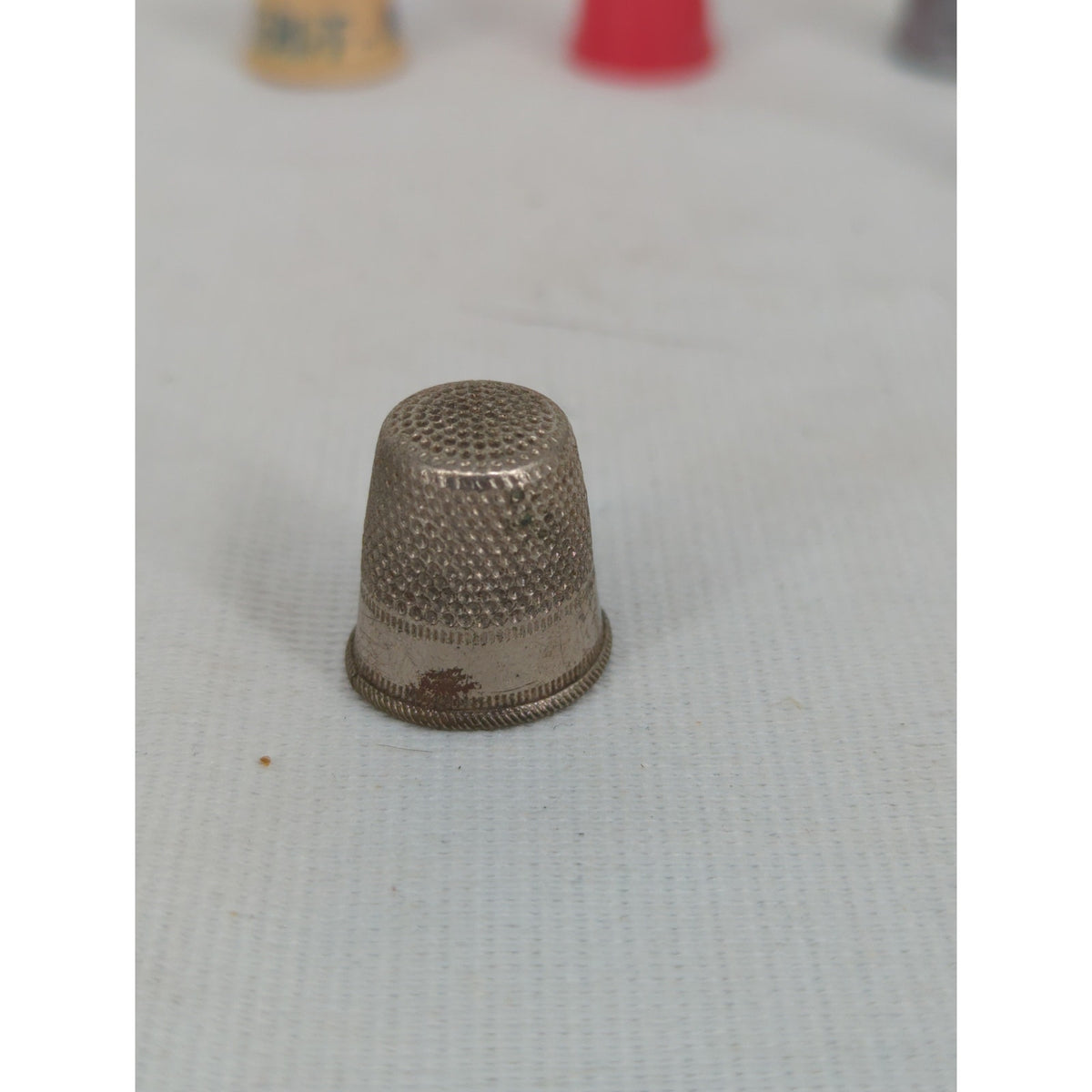 Lot of 12 Vintage And Modern Thimbles Advertising Souvenir Metal Cabbage Patch